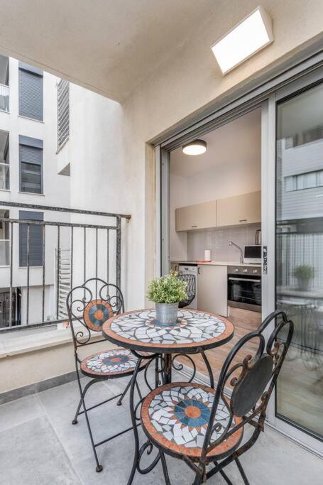 Bograshov Area - Cosy Apart' Hotel Close To The Beach Tel Aviv Exterior photo
